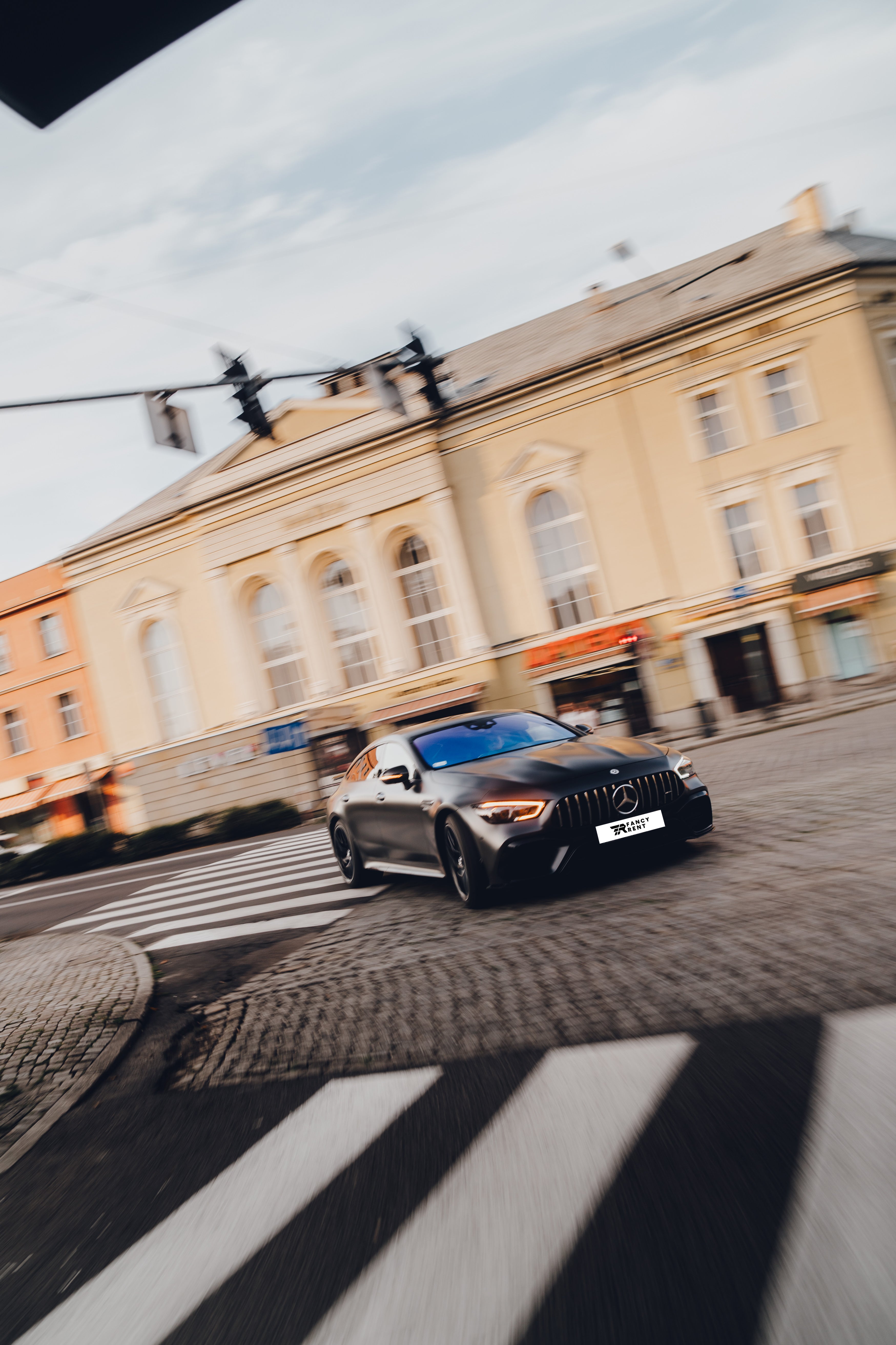 MERCEDES GT 53 AMG